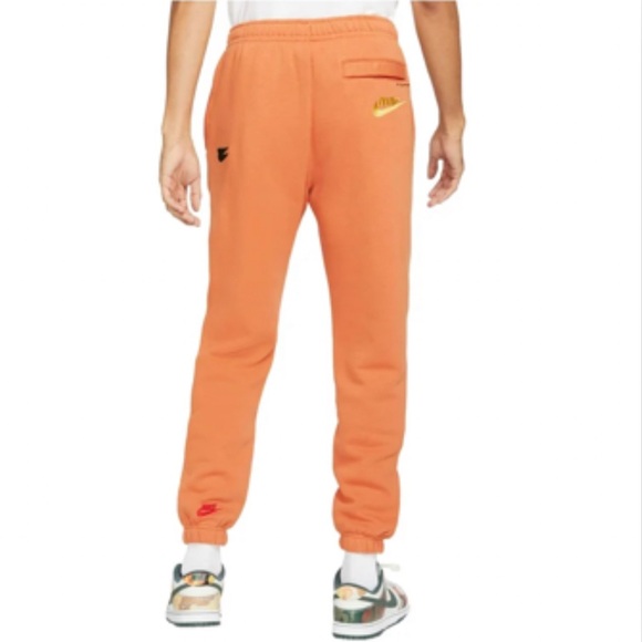 Nike Sportswear Essentials Fleece Pants In Hot Curry/Habanero Size: Large - Picture 2 of 16